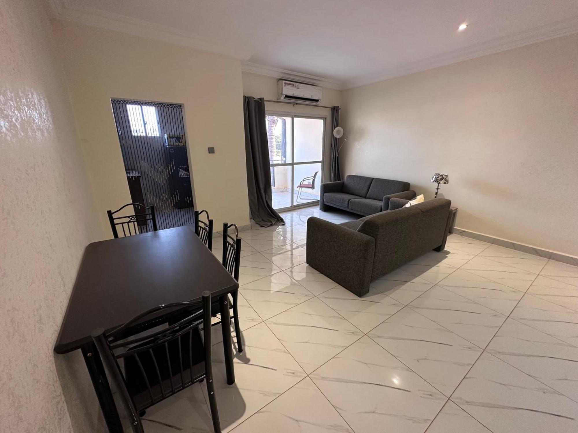 Apartments Plaza Hotel كولولي المظهر الخارجي الصورة