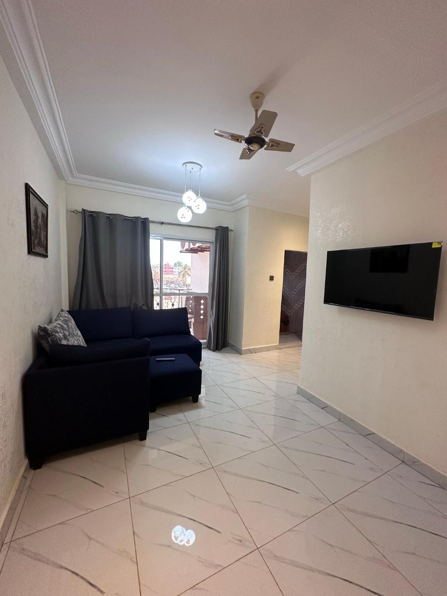 Apartments Plaza Hotel كولولي المظهر الخارجي الصورة